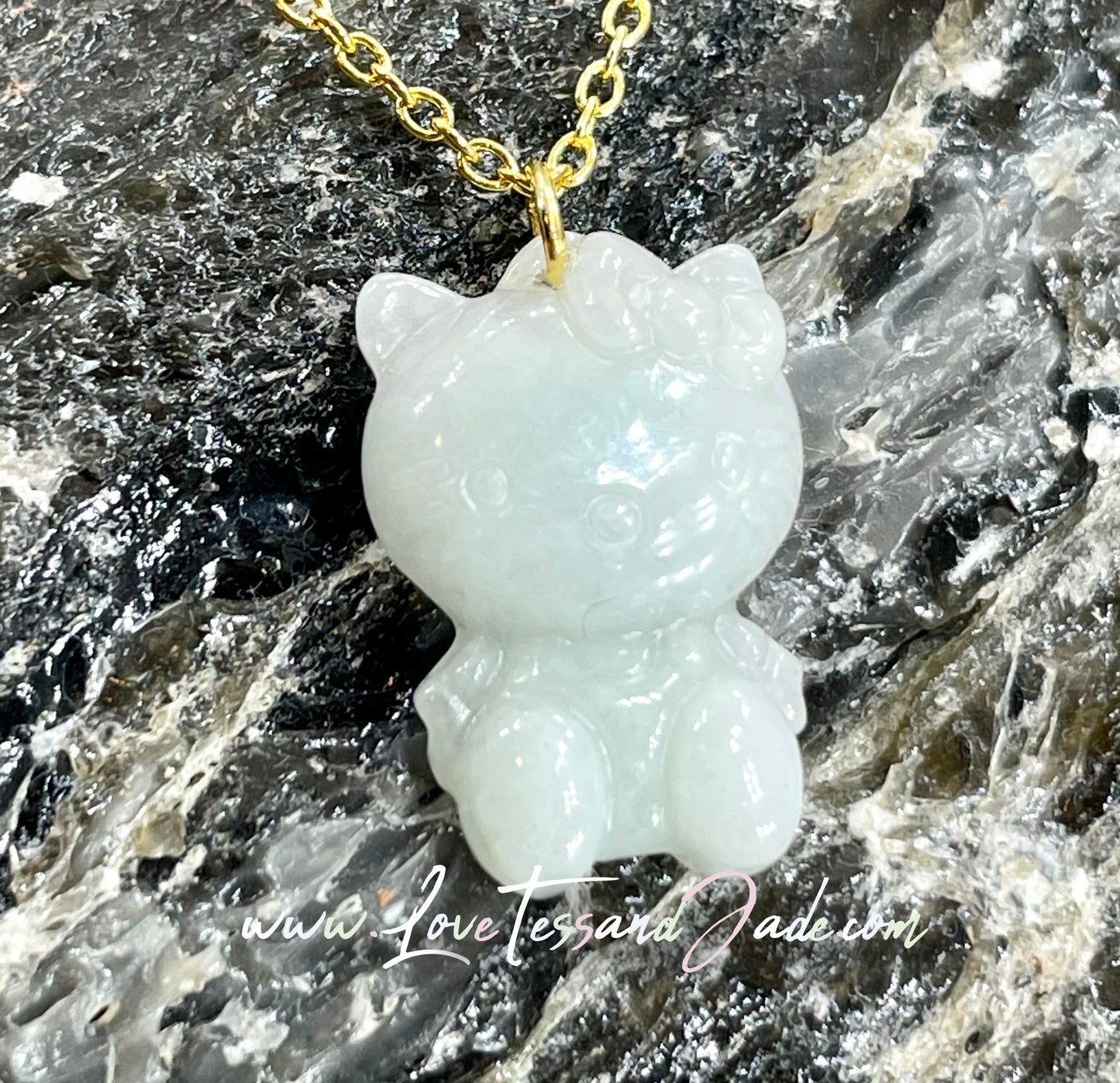 Kitty Kitty | Crystal |  Natural | Healing Crystal | Hand-Craved | Gemstone | Burmese Jade | Pendant | Necklace | 925 Plated Chain